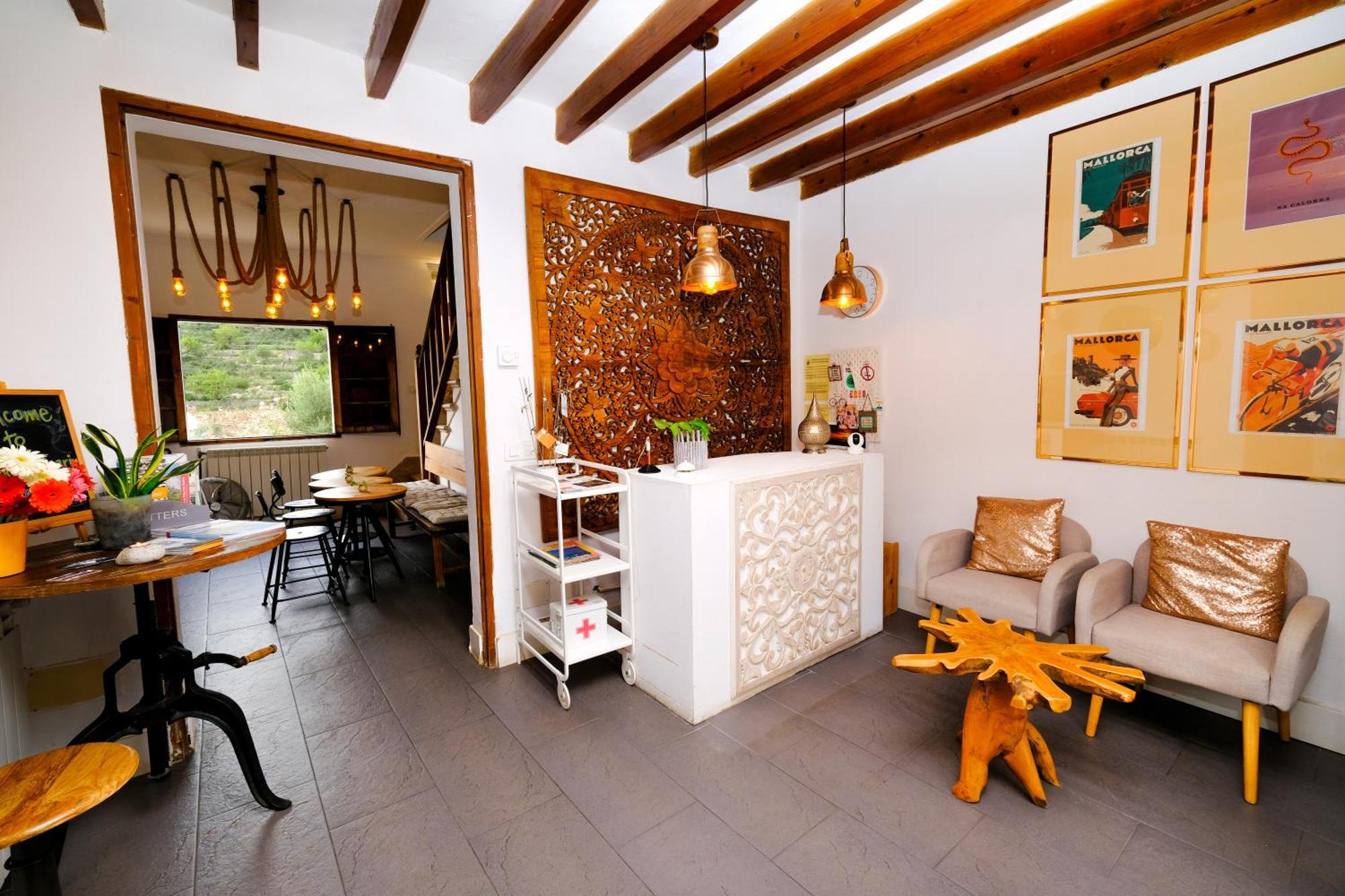 Bed & Breakfast Casa Guest House, For Mountain Lovers! *
